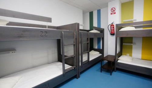 Mixed Dormitory Room