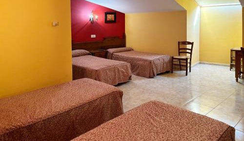 Mixed Dormitory Room