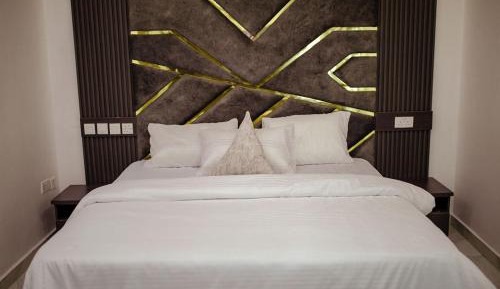 Large Single Room