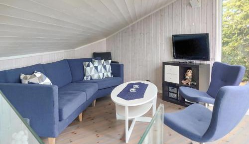 Three-Bedroom Holiday Home 