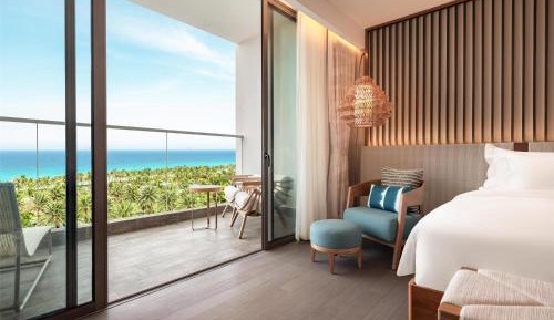 Deluxe Room with Ocean View