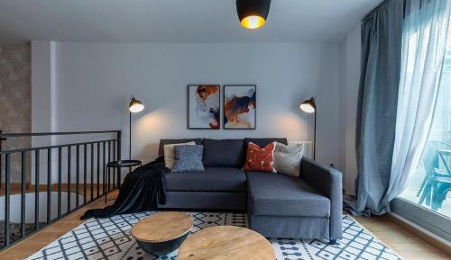 Three-Bedroom Deluxe Apartment