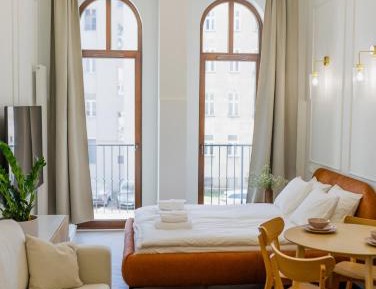 Studio with Balcony