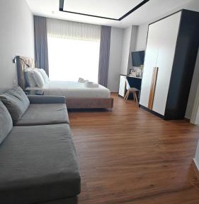 King Suite with Sea View