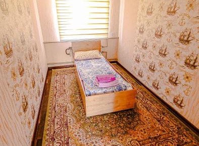 Single Room with Mountain View