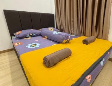 Three-Bedroom Holiday Home 