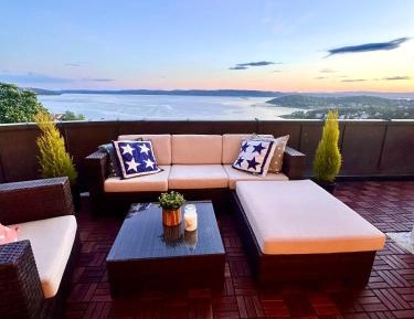 Two-Bedroom Apartment with Sea View
