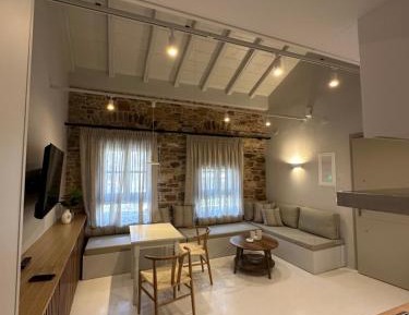 Two-Bedroom Deluxe Apartment