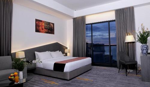 Executive Premier Suite