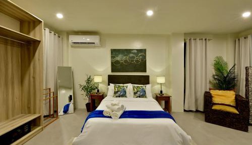 Studio with Sea View