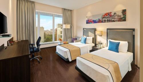 Deluxe Twin Room with City View