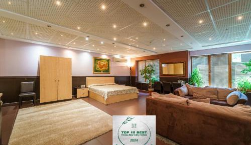Deluxe Quadruple Room