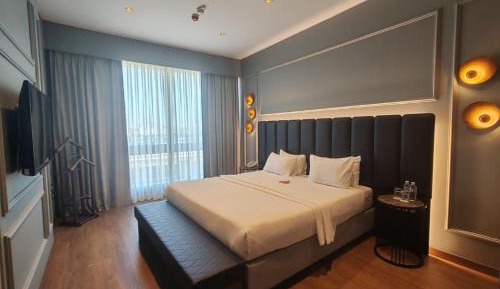 Corner Suite