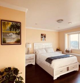 Double Room with Shared Bathroom
