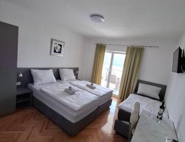 Triple Room with Sea View