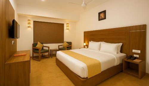 Large Double Room