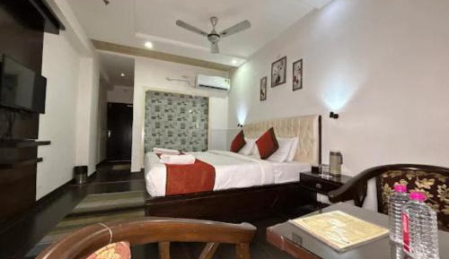 Superior King Room
