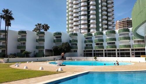 One-Bedroom Apartment with Balcony