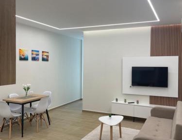 Deluxe One-Bedroom Apartment with City View