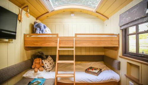 Shepherds Hut - Hiki Hot Tub