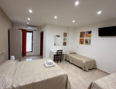 Quadruple Room with Balcony