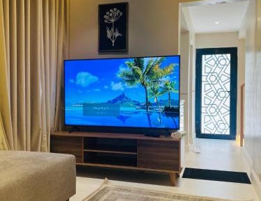 One-Bedroom Apartment with Garden View