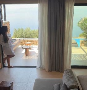 Suite with Sea View