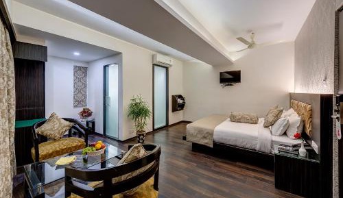 Royale Room