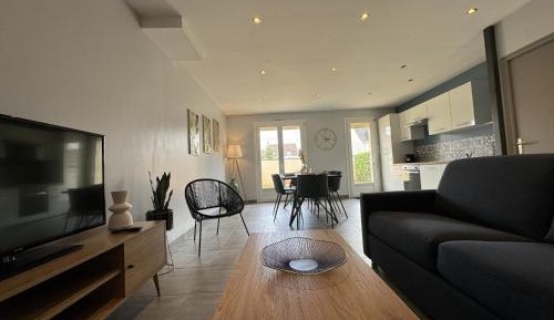 Two-Bedroom Holiday Home