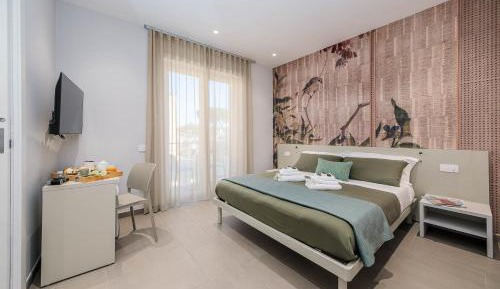 Deluxe Double Room with Balcony