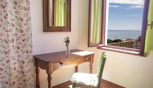 7- Studio Apartment