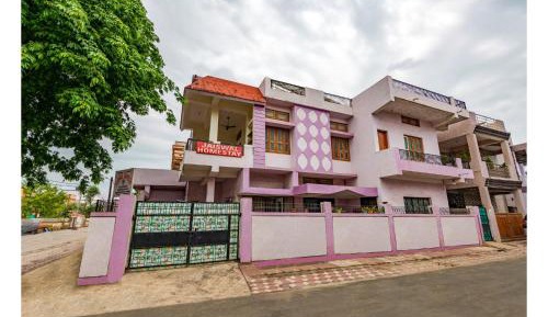 Three-Bedroom Holiday Home 