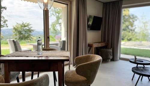 One-Bedroom Apartment with Garden