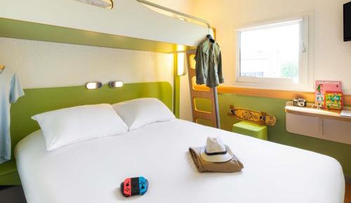 Triple Room with One Double Bed and One Bunk Bed