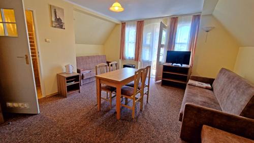 Triple Room with Balcony