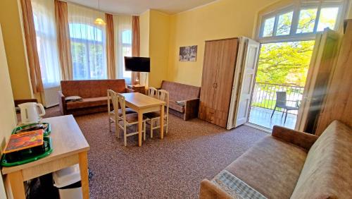 Quadruple Room with Balcony