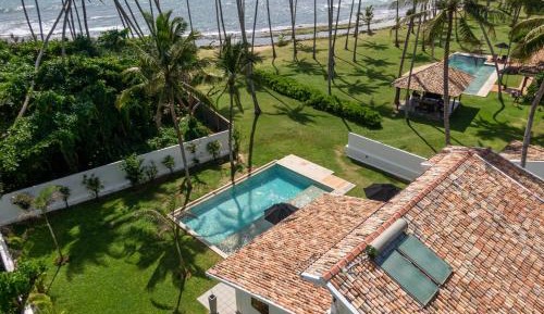 Villa - Beach Front
