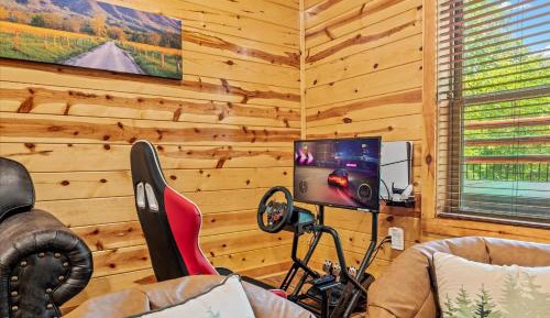 Four-Bedroom Holiday Home