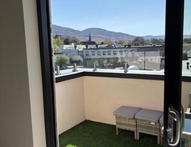 Suite with Mountain View