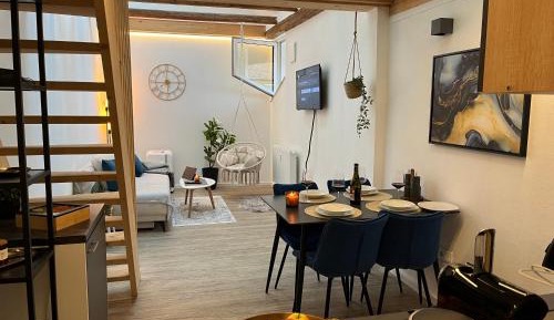One-bedroom Loft Apartment 