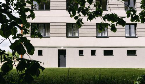 One-Bedroom Standard Apartment