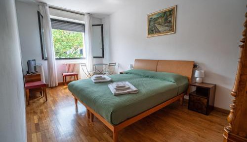 Large Double or Twin Room