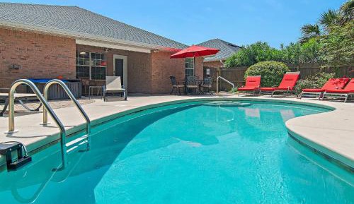 Four-Bedroom Holiday Home