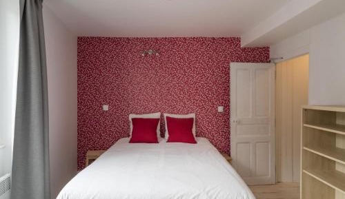 Five-Bedroom Holiday Home