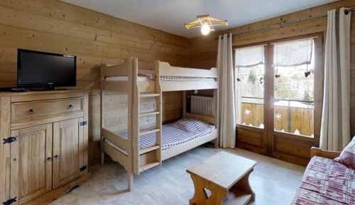 Apartment (4 Adults)