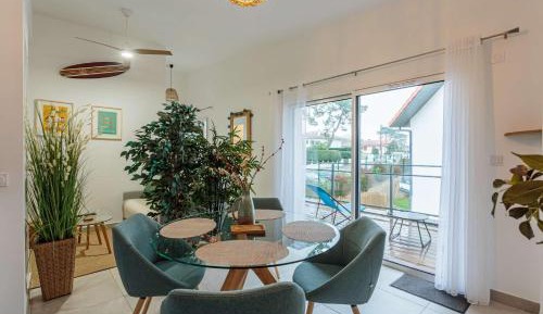 One-Bedroom Apartment with Balcony