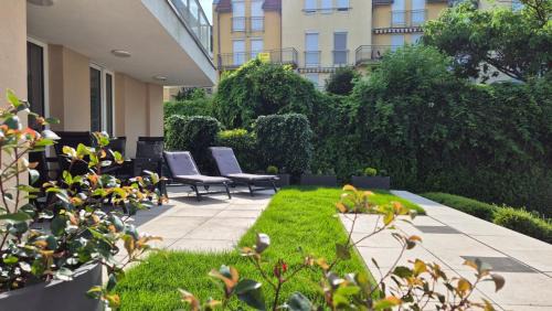 Two-Bedroom Apartment with Garden View