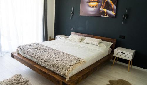 Deluxe Double Room with Extra Bed