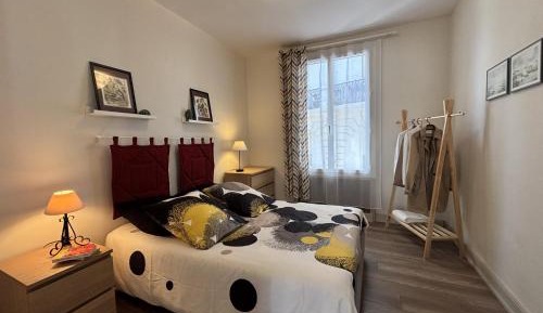 One-Bedroom Apartment with Terrace