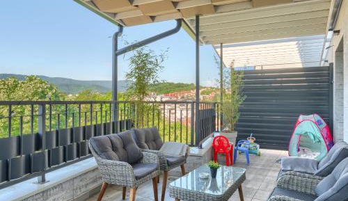 Apartment with Terrace